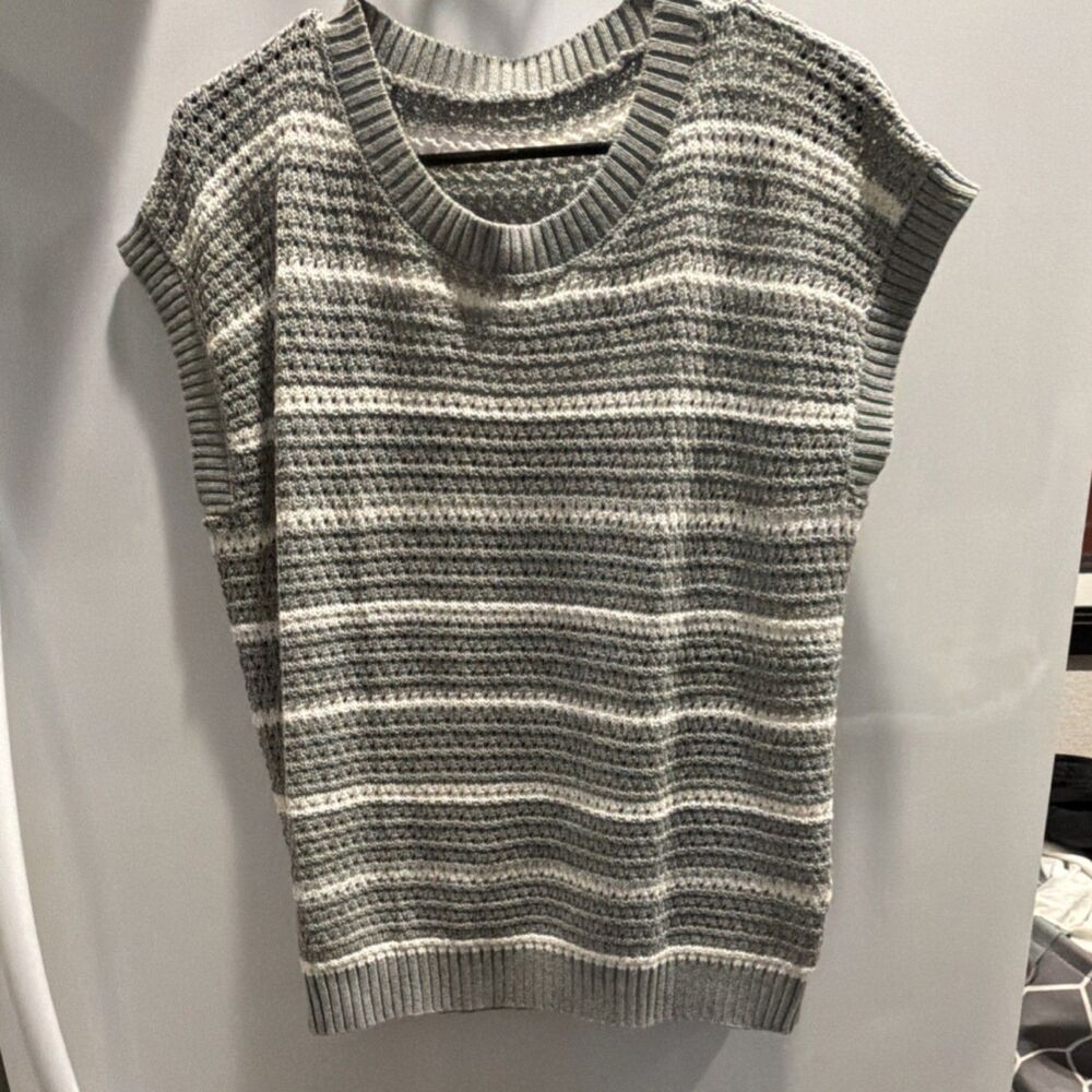 Gray White Striped Knit Pullover Sweater Sleeveless Crew Neck Women's M